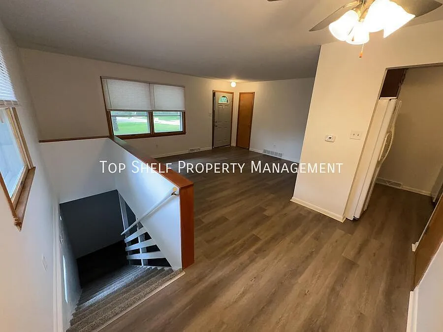 2 bed, 850 sqft, $1,095 — Photo 3
