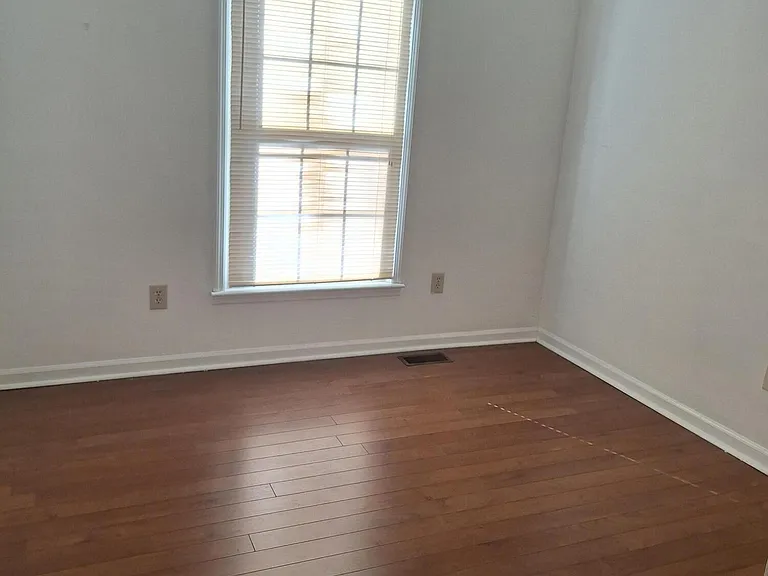 1717 Brook Park Dr — Photo 10