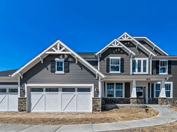 512 Golden Star Dr, Bolingbrook, IL 60490