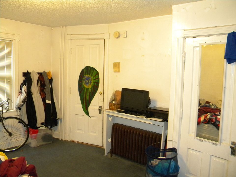 Building Photo 4