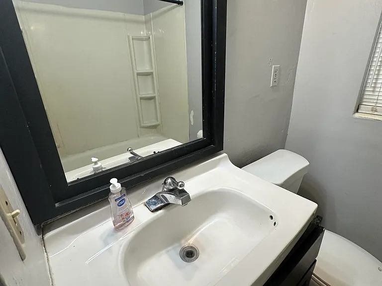342 Linden Ln — Photo 8