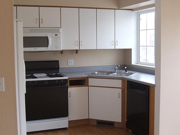 Kitchen (close up)