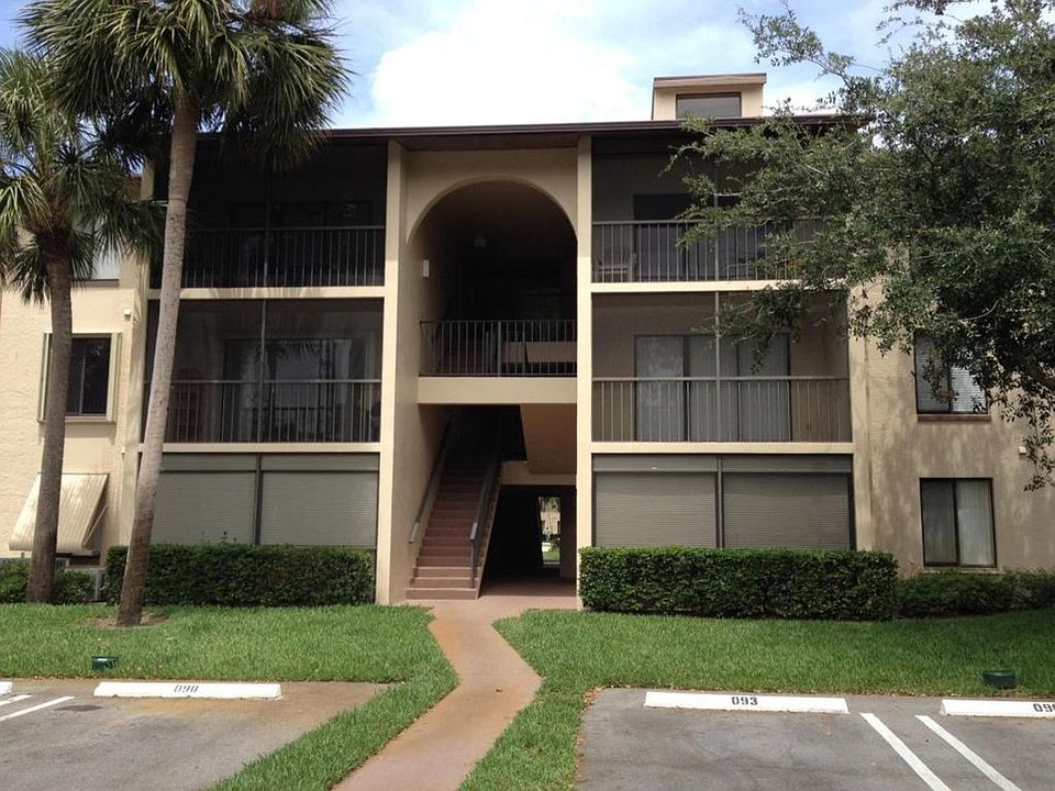 1st image of 204 Foxtail Dr APT A2