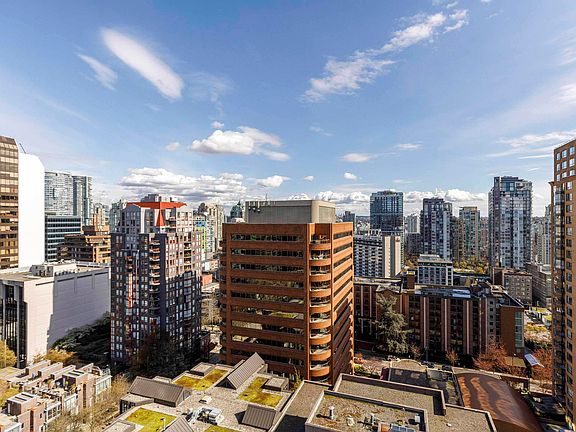 3rd image of 1133 Hornby St #2001