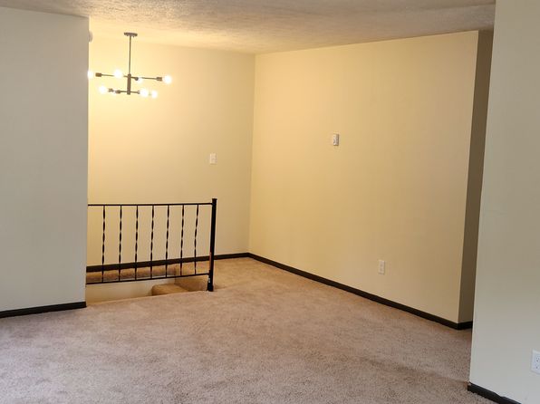 217 E 3rd St, Xenia, OH 45385