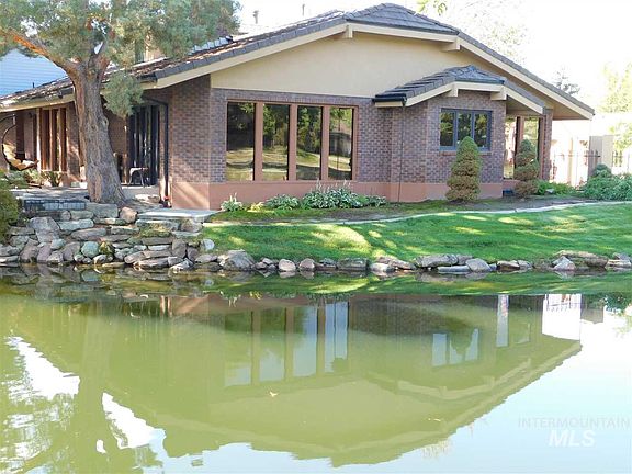 3rd image of 4888 Rivervista Pl