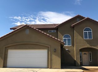 1909 Scott Ave, Dinuba, CA 93618