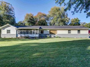 270 E Walnut St, Elberfeld, IN 47613