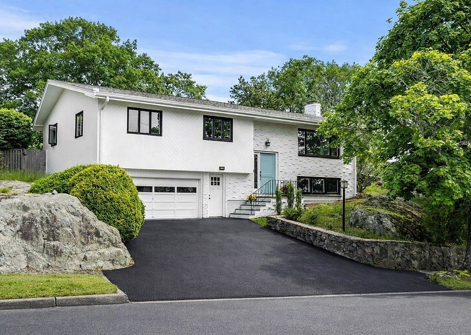 1st image of 20 Parsons Dr
