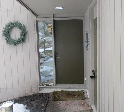 3rd image of 6409 Woodbrook Dr SE