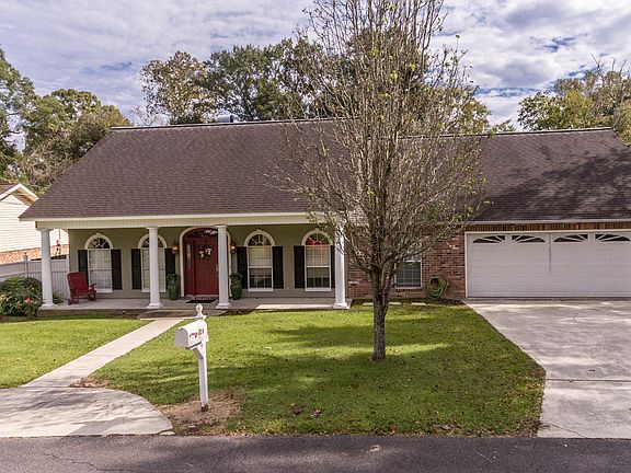 2nd image of 216 Cedar Grove Dr