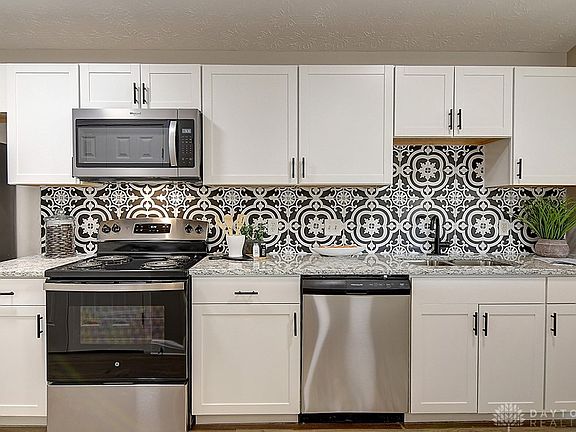3rd image of 1964 Waterstone Blvd APT 207