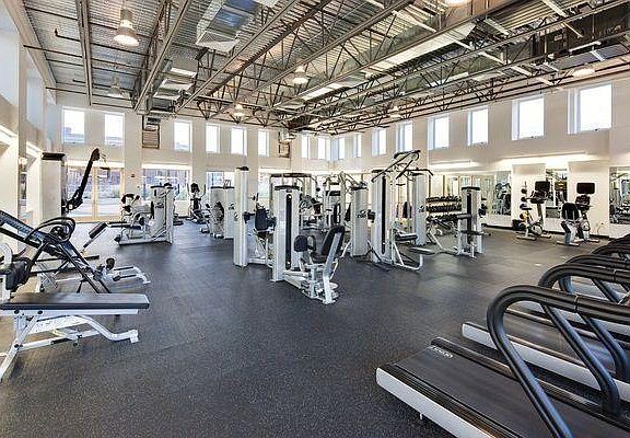 Gym with many FREE classes