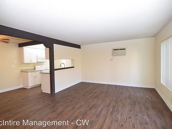 5th image of 115 N Myrtle Ave APT 3B