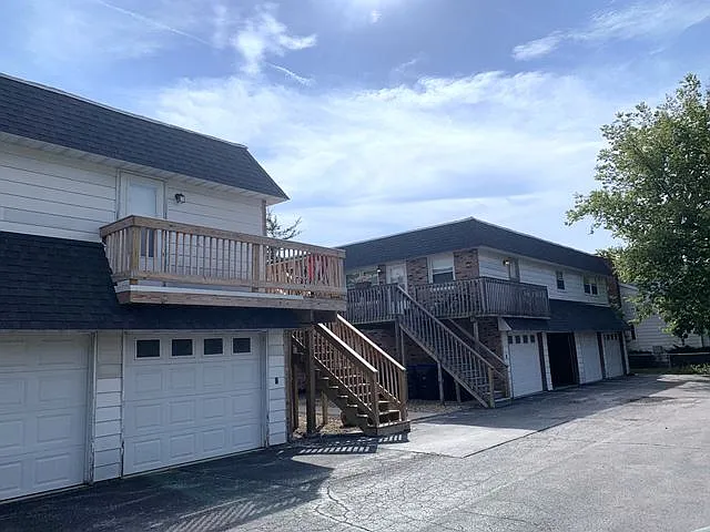 203 S Regency Dr #2A — Photo 12