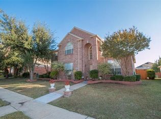 2110 Meredith Ln, Garland, TX 75042