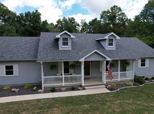 6821 Us Highway 50 Hwy, Iuka, IL 62849