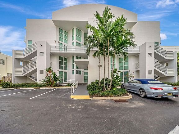5th image of 1490 SE 15th Street #101