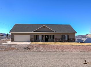 320 S 300 E, Enterprise, UT 84725