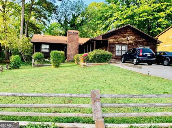 410 Autumn Dr, Riverdale, GA 30274