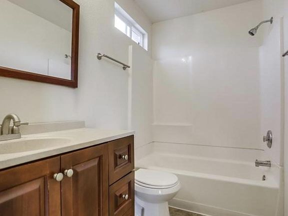 5th image of 2737 Lancelot Dr