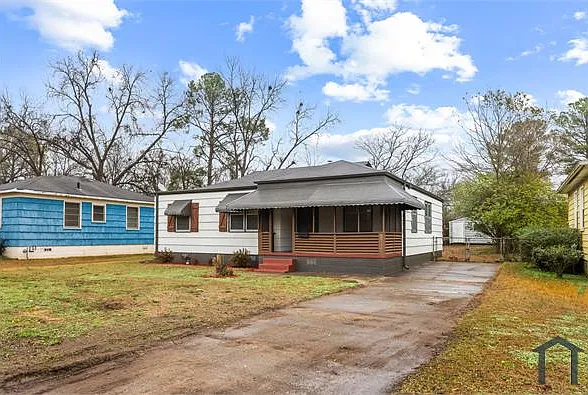 3 bed, 1029 sqft, $1,275 — Photo 4