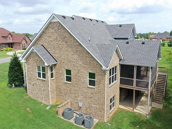 3rd image of 1029 Glastonbury Way