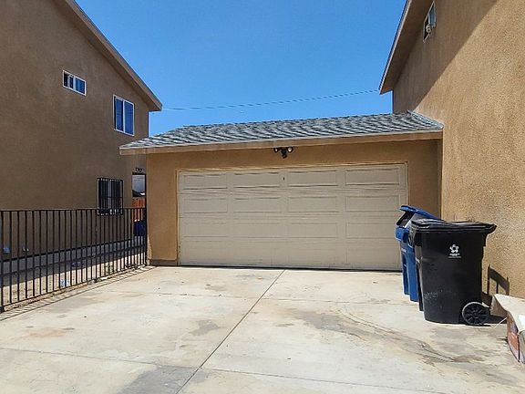 4th image of 2022 E 74th St #74