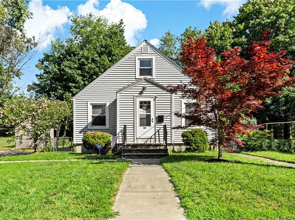84 Berkley St, Cranston, RI 02910