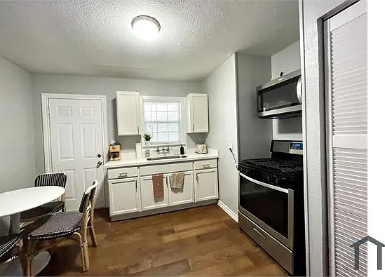 2 bed, 650 sqft, $900 — Photo 4