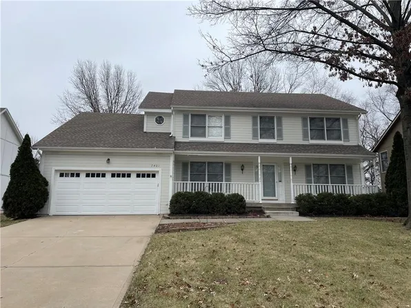 7401 Summit St, Shawnee, KS 66216