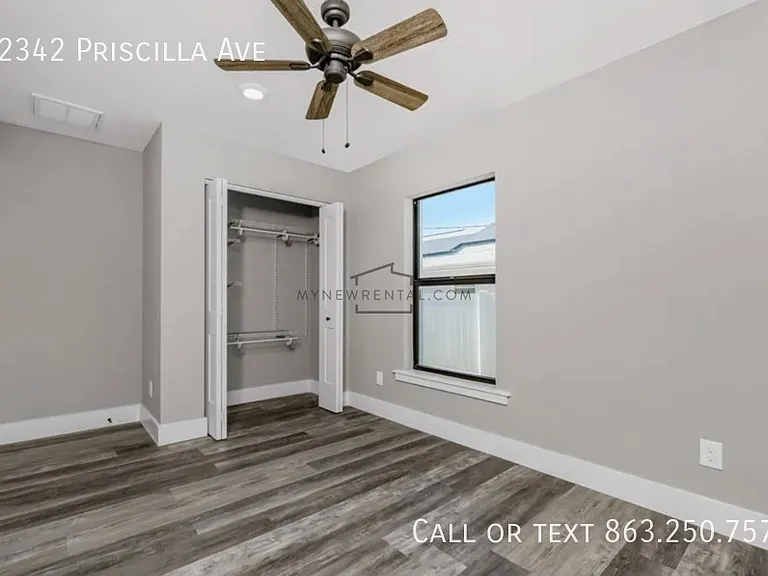 22342 Priscilla Ave — Photo 10