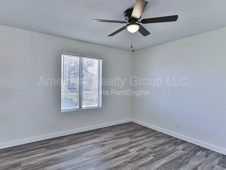 4419 W Shaw Butte Dr — Photo 18