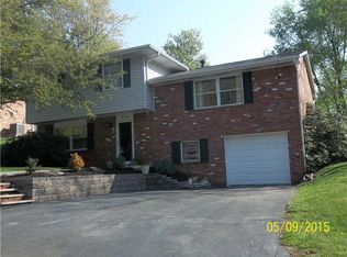 643 Stamford Dr, Greensburg, PA 15601