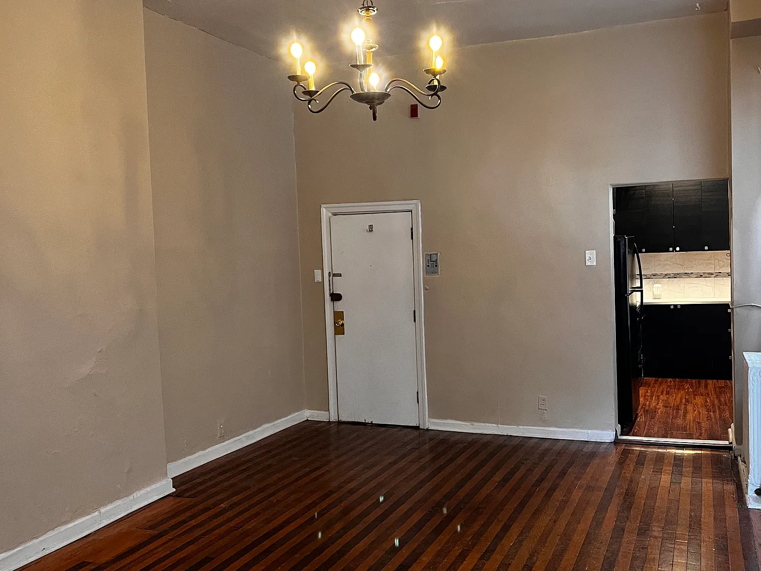 1536 Pine St — Photo 2