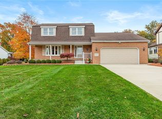 8375 Morningside Dr, Poland, OH 44514