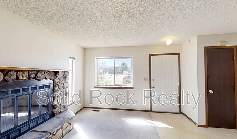 6656 Pahokee Ct — Photo 4