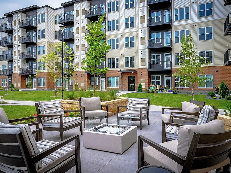 Legacy Commons at Signal Hills 55+ Apartments — Photo 4