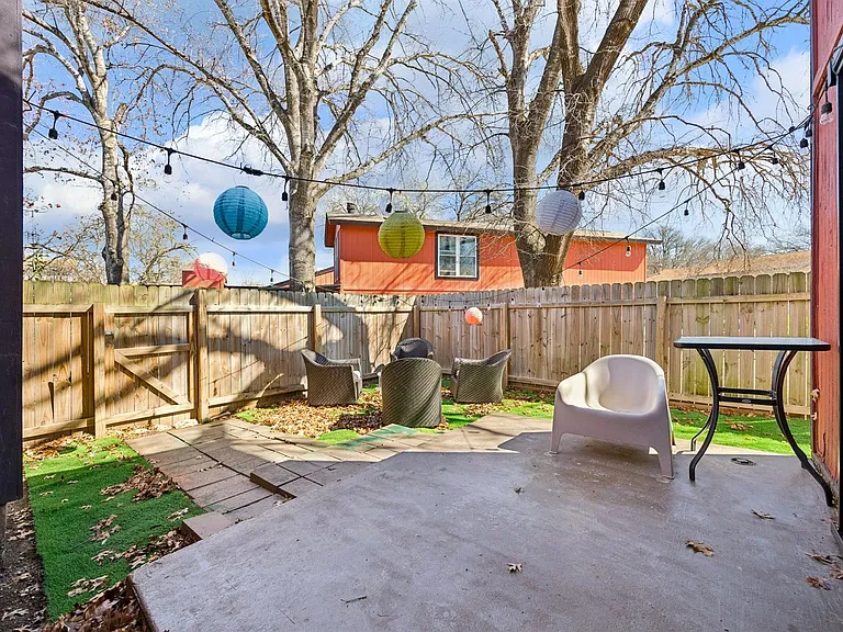 4814 Misty Slope Ln — Photo 16