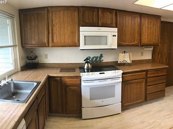 4th image of 11370 SW Cottonwood Ln