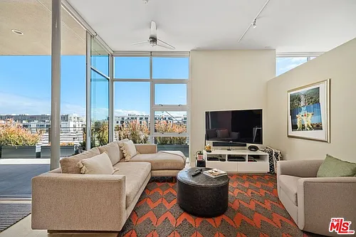 4080 Glencoe Ave #420 Photo 1