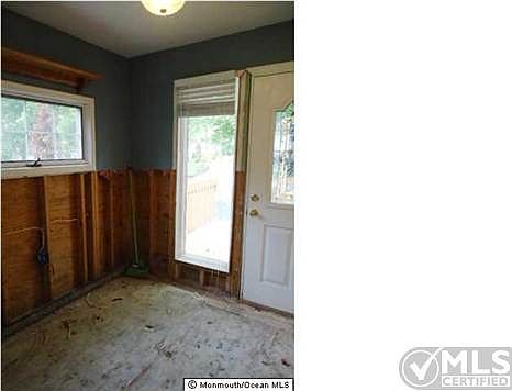4th image of 47 Mills Ave