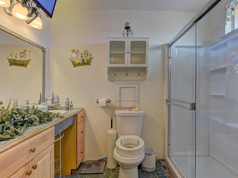 3751 El Camino Rd — Photo 19