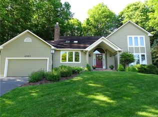 4382 Stonington Cir, Syracuse, NY 13215