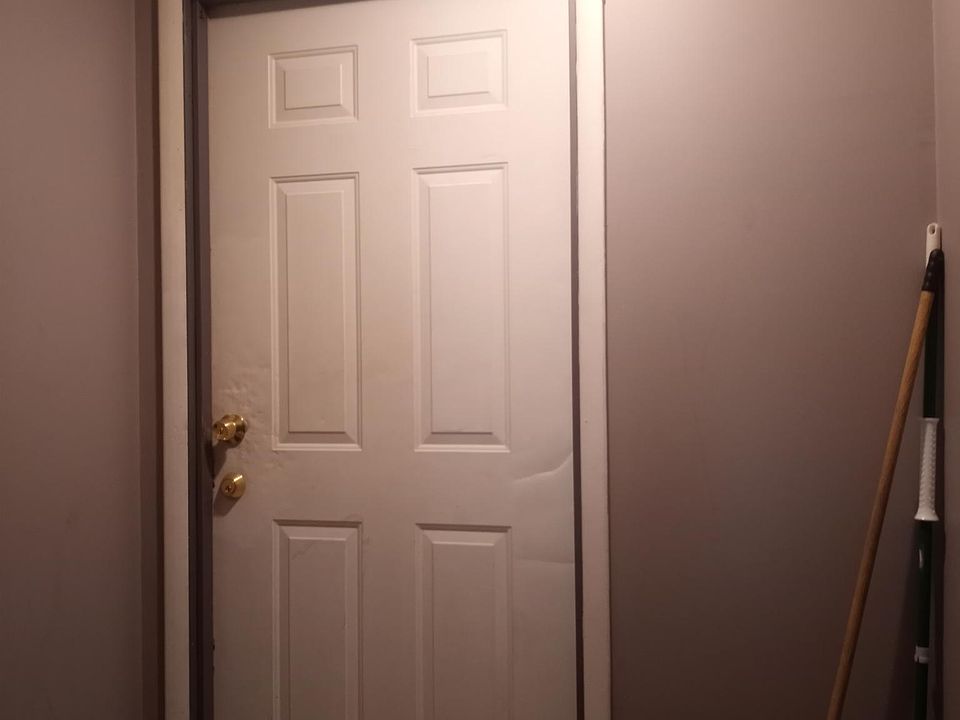 1st image of 1226 E Hunting Park Ave Floor 2
