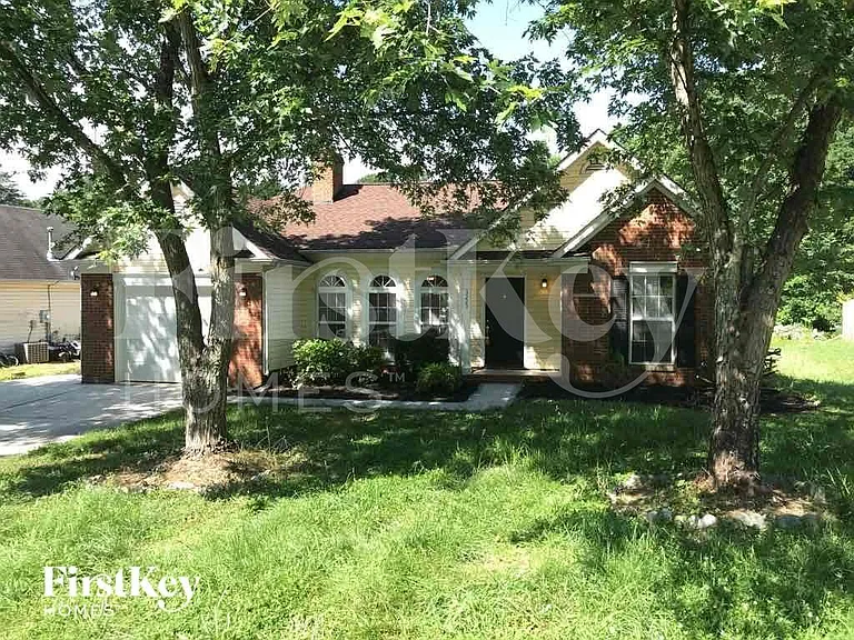 3225 Burkston Rd — Photo 1