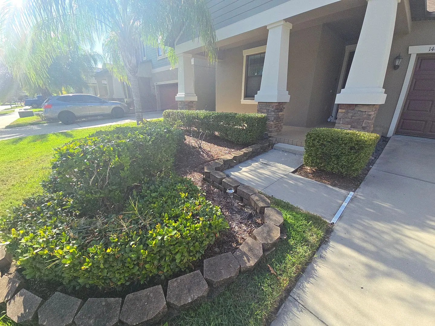 Gorgeous 4-Bedroom, 3-Bathroom In Riverview — Photo 3