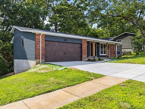 2nd image of 5863 Birch Hollow Dr