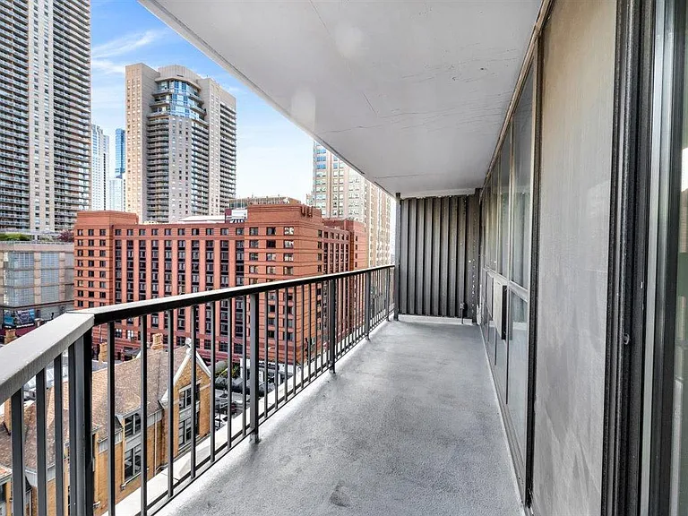 10 E Ontario St #802 — Photo 10