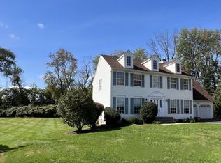 5 Hogan Ct, Flanders, NJ 07836